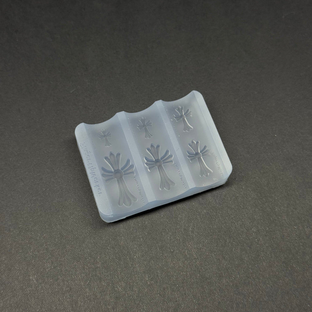01 Mold